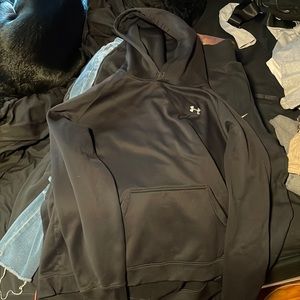 Black under armour hoodie